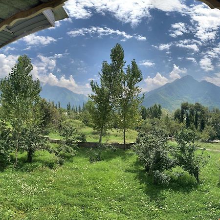 Nasheman Resorts Srīnagar Dış mekan fotoğraf